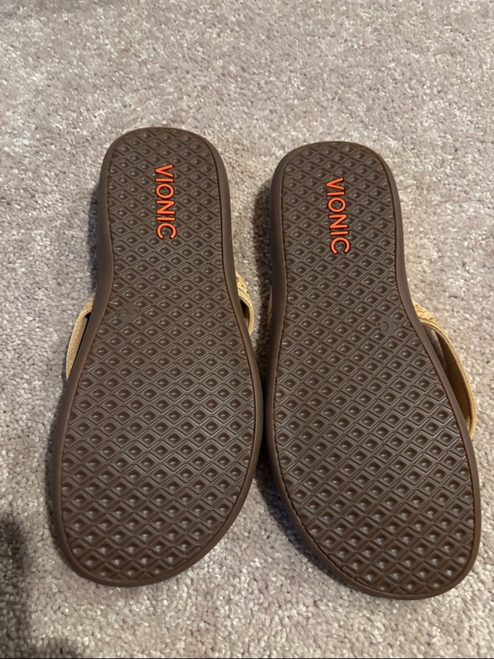 Vionic Tan Women's Thong Sandals with Metallic Accent - Picture 2 of 2